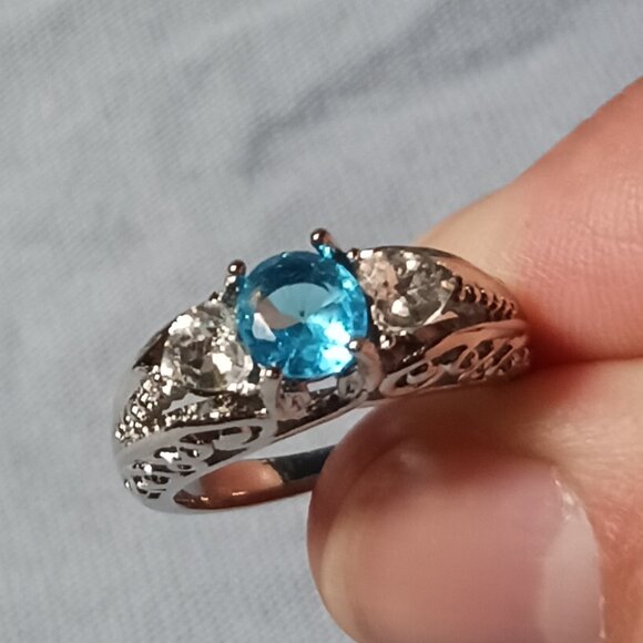 Source Unknown Jewelry - Vintage Antique Style Blue Flower Ring Size 7 NWOT